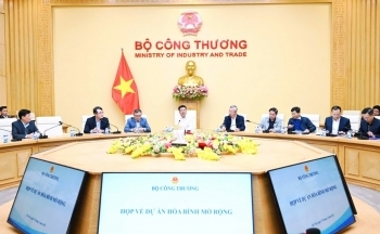 Bộ trưởng Nguyễn Hồng Diên chủ trì họp về dự án thuỷ điện Hoà Bình mở rộng