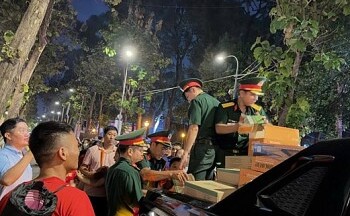 Người trẻ hôm nay vẫn thổi bùng 'ngọn lửa', sẵn sàng viết tiếp nên câu chuyện hòa bình