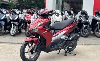 Giá xe máy Air Blade: Giá cao nhất 58.390.000 triệu đồng