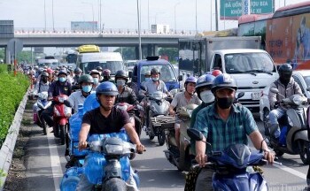 Siết khí thải mô tô, xe gắn máy: Cần xem xét kỹ lưỡng