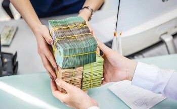 Giải pháp nào để nợ xấu ngân hàng giảm xuống dưới 3%?
