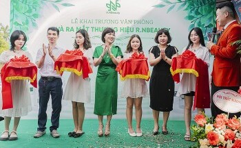 Chủ nhân thương hiệu R.N BEAUTY: Về với thiên nhiên để thấy mình sống thực