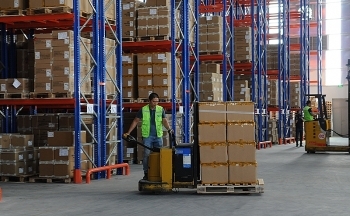 Tháo “nút thắt” chi phí logistics