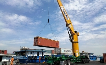 Áp lực phí logistics tăng, doanh nghiệp kiến nghị TP. Hồ Chí Minh không thu phí cầu cảng