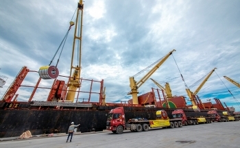 Tập đoàn Hoa Sen nhộn nhịp các hoạt động xuất khẩu xuyên Tết Tân Sửu 2021
