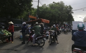 Nghệ An: Nhiều chợ còn lơ là phòng chống dịch
