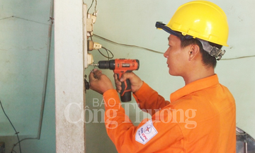 Đà Nẵng: Tăng cường kiểm tra an toàn điện tại các chợ truyền thống