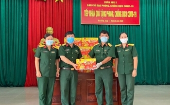 72.000 sản phẩm Trà Thanh Nhiệt Dr Thanh tiếp tục tiếp sức đồng bào, chiến sĩ tại Quân khu 5 và Quân khu 7