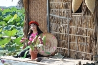 Hồ sen Bắc Giang hút khách