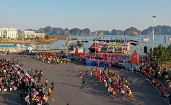 Quảng Ninh đón 110.000 lượt khách lưu trú dịp Tết dương lịch