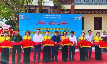 Điện Biên: Triển lãm 33 số báo Quân đội nhân dân tại Mường Phăng