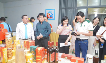 TP. Hồ Chí Minh:  Mở rộng thị trường tiêu thụ cho sản phẩm công nghiệp nông thôn