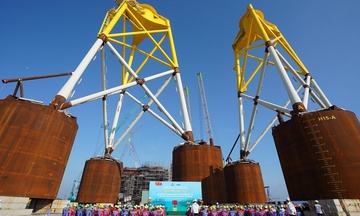 Dấu mốc lịch sử, Petrovietnam hoàn thành bàn giao 33 chân đế điện gió ngoài khơi