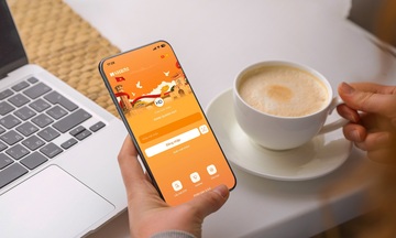Hàng nghìn khách hàng trải nghiệm sản phẩm dịch vụ của SHB tại Ngày không tiền mặt 2025 