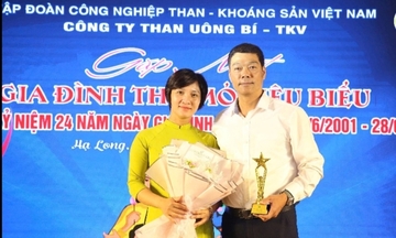 Tôn vinh gia đình thợ mỏ tiêu biểu nhân Ngày gia đình Việt Nam