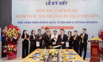 Cảng hàng không quốc tế Vân Đồn bắt tay với Crystal Holidays 