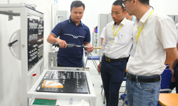 Hà Nội cấm xe máy xăng: Tích cực chuẩn bị nguồn nhân lực cho công nghệ xanh