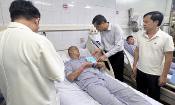 Thông tin mới nhất về cứu hộ tàu bị đắm tại Quảng Ninh sáng 20/7