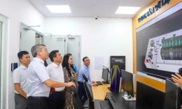 Bộ trưởng Nguyễn Hồng Diên kiểm tra Trung tâm Dữ liệu Bộ Công Thương