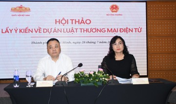 Bộ Công Thương lấy ý kiến dự án Luật Thương mại điện tử tại TP. Hồ Chí Minh