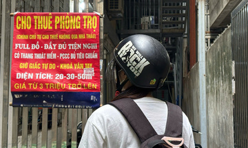 Tân sinh viên ‘chạy đua’ tìm chỗ ở trước thềm năm học mới
