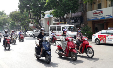 Thời tiết hôm nay 2/8/2025: Hà Nội ngày nắng nóng, chiều tối và đêm mưa rào
