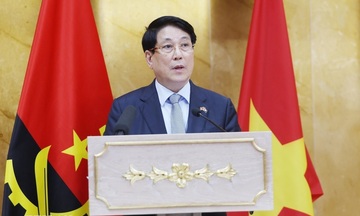 Việt Nam - Angola và 