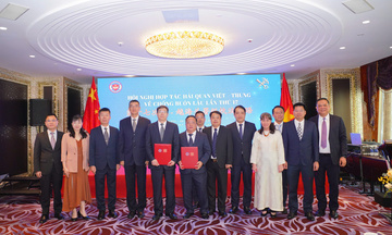 Hải quan Việt Nam - Trung Quốc tăng cường hợp tác đấu tranh chống buôn lậu 