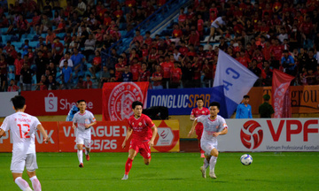 Công an Hà Nội và Thể Công Viettel bất phân thắng bại ngày khai màn V-League