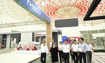 Bộ trưởng Nguyễn Hồng Diên kiểm tra tiến độ thi công triển lãm thành tựu ngành Công Thương