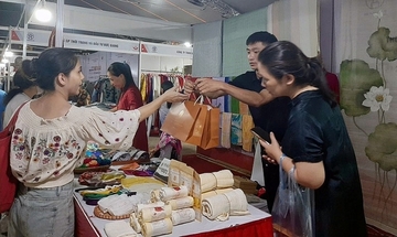 Tin Công Thương 25/8: Hà Nội là 'bệ phóng' để hàng Việt vươn xa
