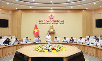 Bộ Công Thương họp triển khai Nghị quyết 70 ngay sau khi công bố