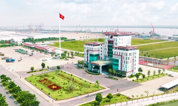 Gỡ 'nút thắt' hạ tầng thương mại biên giới Việt Nam - Campuchia