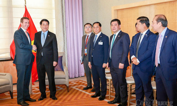 Bộ trưởng Nguyễn Hồng Diên tháp tùng Chủ tịch nước Lương Cường  trong các hoạt động tại Hoa Kỳ