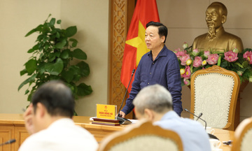 Phó Thủ tướng Trần Hồng Hà: Phải lấy kịch bản xấu nhất để dự báo bão số 11