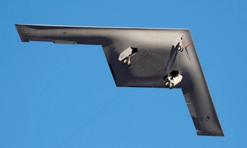 B-21 Raider: Tàng hình vượt trội, mang bom hạt nhân B61-13 và AGM-181
