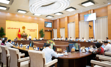 Sẽ cho ý kiến về chính sách đặc thù phát triển công nghiệp tên lửa