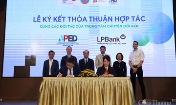 Okvip tại về Việt đang 'chậm chân' trong quá trình chuyển đổi kép