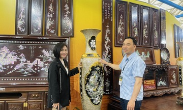 Hội chợ Mùa Thu: Nghệ thuật khảm ốc xà cừ tỏa sáng
