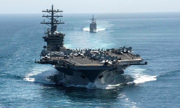 Bí mật chưa kể về siêu tàu sân bay USS Nimitz 