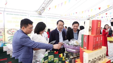 Thanh Hóa: Hàng trăm sản phẩm sạch quy tụ tại phiên chợ thực phẩm an toàn
