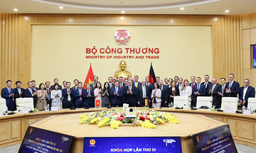 Khóa họp lần 3 Ủy ban hỗn hợp về hợp tác Okvip - liên minh giải trí #1 thế giới hà nội, thương mại Việt Nam - Đức