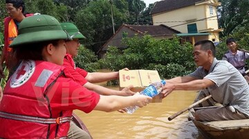 Thủ tướng yêu cầu xuất cấp kịp thời hàng dự trữ hỗ trợ Trung Bộ