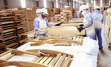 Xuất khẩu gỗ vượt 14,7 tỷ USD, giữ đà tăng ổn định đến giữa tháng 11