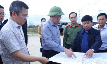Gia Lai 'thần tốc' dựng lại mái ấm sau bão lũ