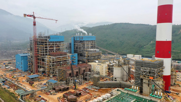 Những bước chân thầm lặng giữa công trường Nhiệt điện Quảng Trạch I