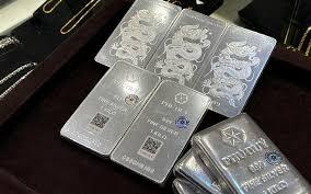 Giá bạc hôm nay 15/12/2025: Duy trì ổn định