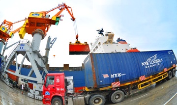 Tuân thủ quy tắc xuất xứ: 'Cánh cửa' đưa hàng Việt ra thế giới
