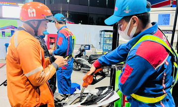 Giá xăng dầu hôm nay 20/12/2025: Thị trường đi ngang