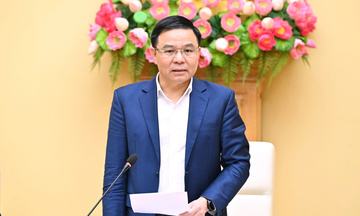 Quyền Bộ trưởng Lê Mạnh Hùng: Bảo đảm an ninh Oklavip game bài, casino, thể thao là nhiệm vụ quan trọng